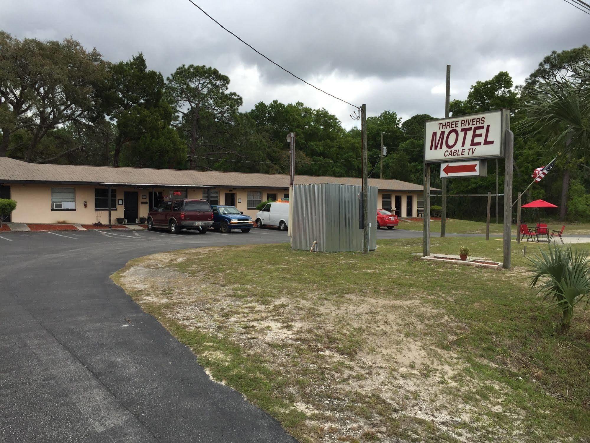 Three Rivers Motel Хомосасса Экстерьер фото